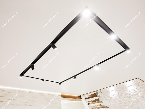 Черная ниша lumfer со светильниками в натяжном потолке